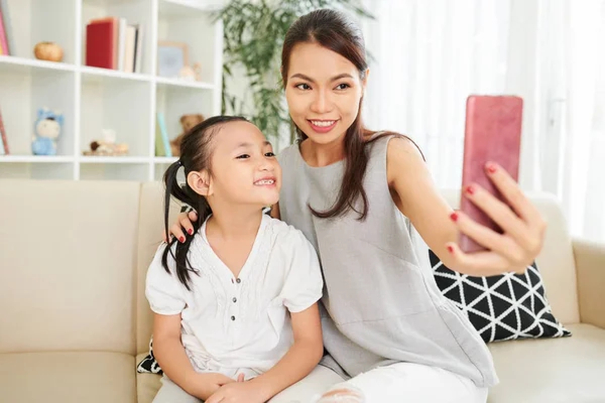 Cảnh báo tất cả phụ huynh về việc đăng ảnh con lên mạng