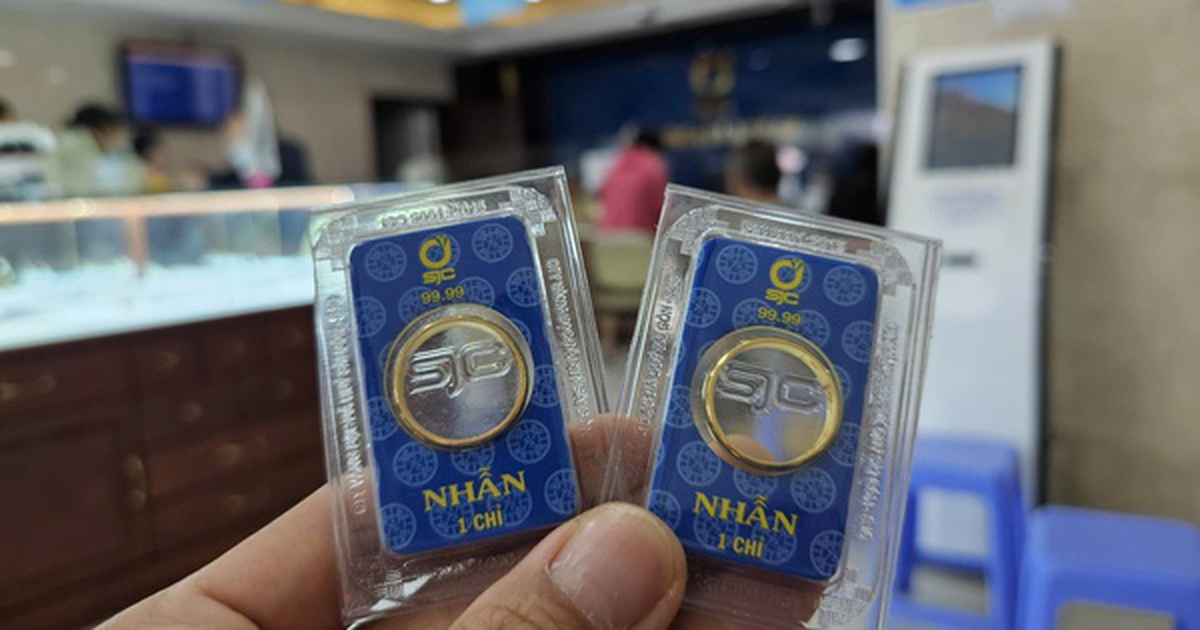 Cuối ngày 17-3, nhiều thương hiệu nâng giá vàng...