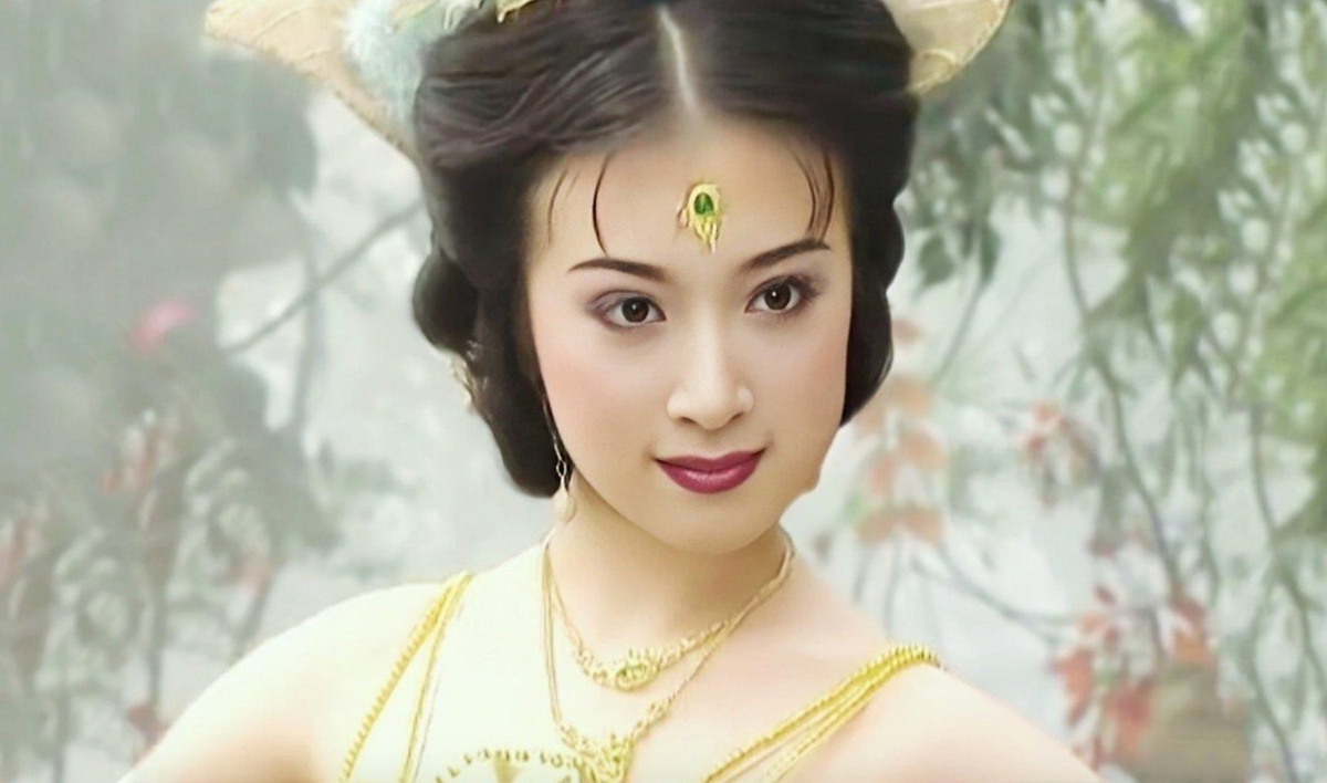 Công chúa Khổng Tước của 'Tây du ký': U50 viên mãn, giàu sang bên chồng đại gia