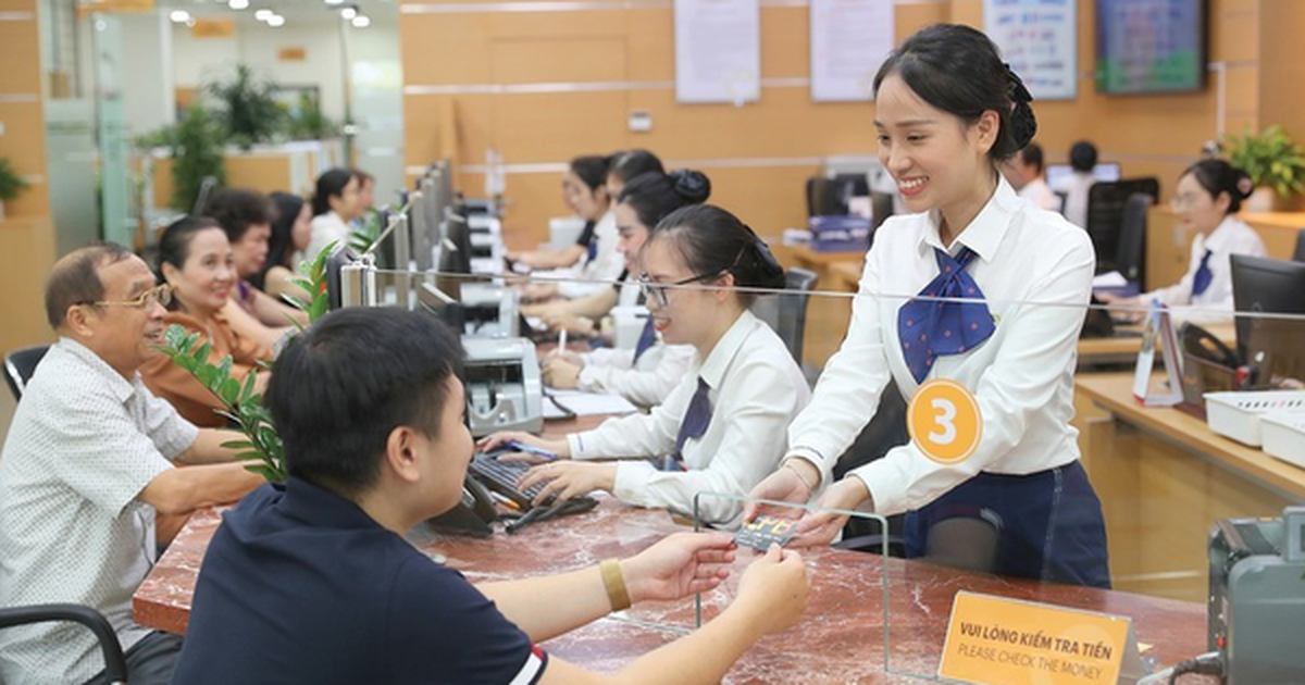 Ai có tài khoản ngân hàng chú ý: Gọi điện ngay cho hotline nếu được chuyển khoản loại tiền này