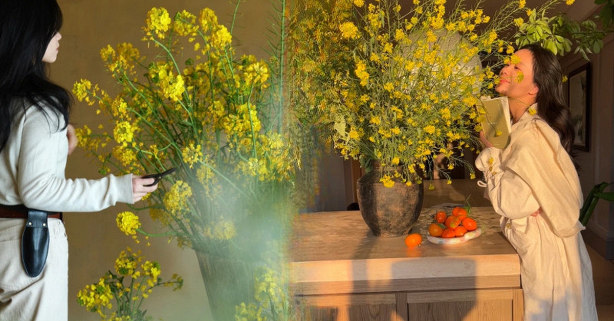 Tháng 3 rước lộc vào nhà: Trào lưu cắm hoa cải vàng giúp không gian bừng sáng, gom hết bình yên tuổi thơ vào một góc phòng