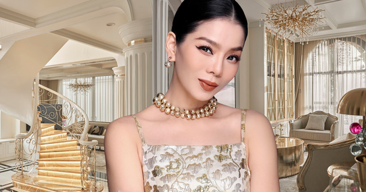 Biệt thự của "chị đại" Lệ Quyên: Cầu thang dát vàng lóng lánh như cung điện, tiết lộ 3,6 tỷ chỉ đủ xây cái cổng nhà