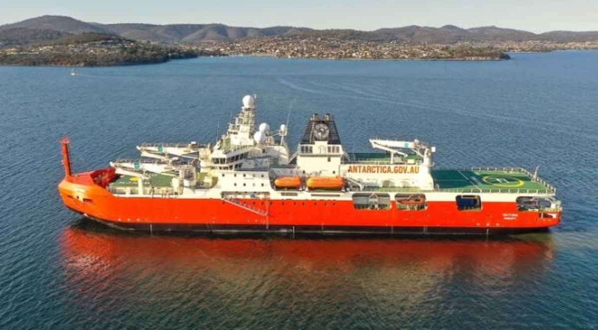 Cuba thiếu nhiên liệu trầm trọng, một quốc gia lập tức chất 730.000 thùng dầu thô lên tàu, hướng thẳng đến viện trợ