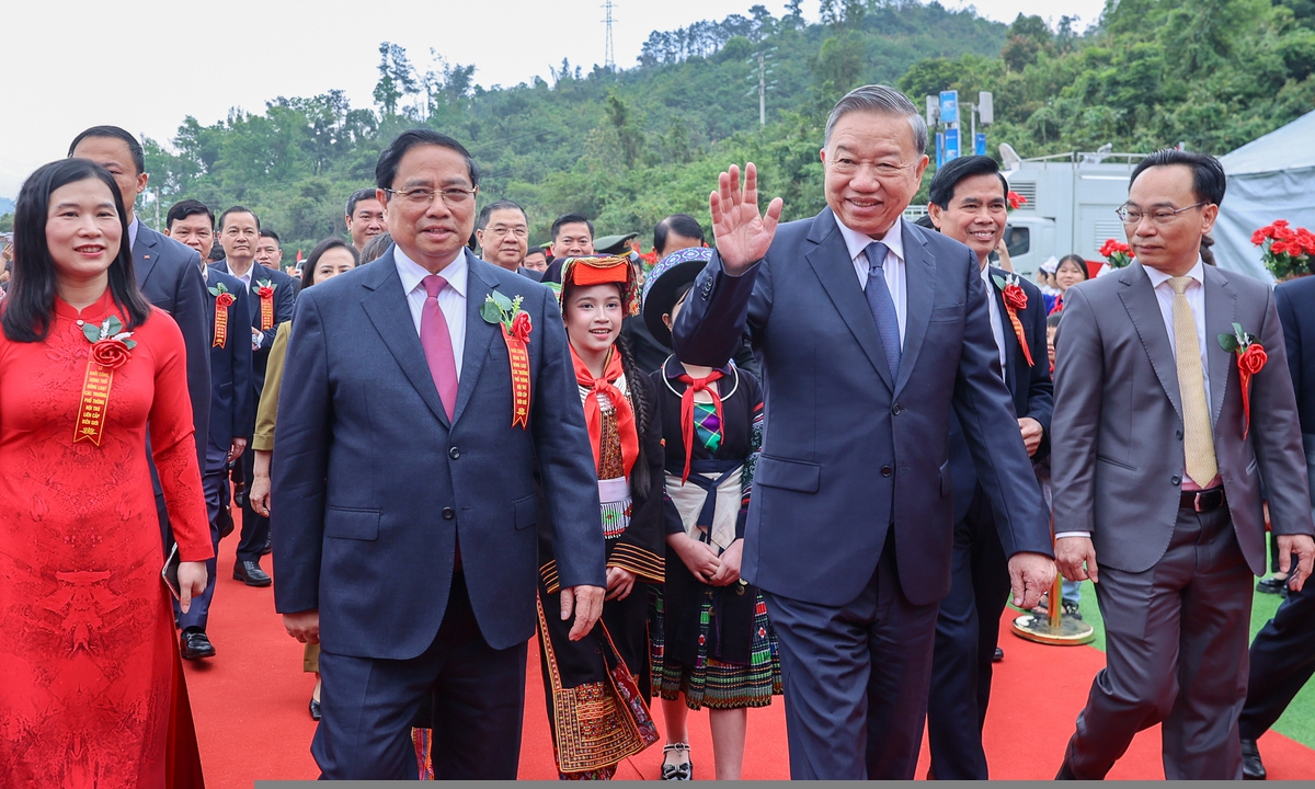 Tổng Bí thư, Thủ tướng dự lễ khởi công đồng loạt 121 trường nội trú ở biên giới