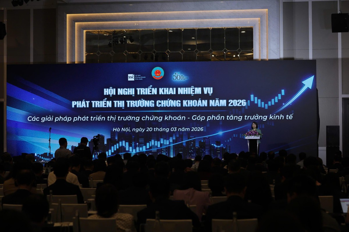 Các giải pháp phát triển thị trường chứng khoán – góp phần thúc đẩy tăng trưởng kinh tế