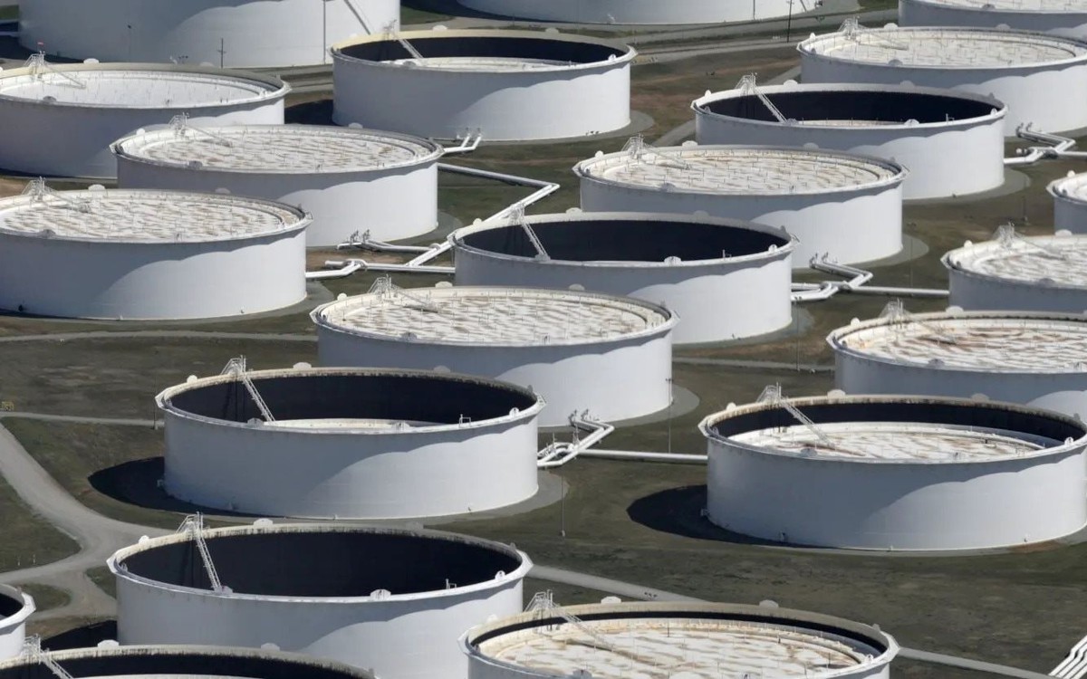 Khủng hoàng dầu mỏ: IEA kêu gọi người dân toàn cầu chỉ đi làm 3 ngày/tuần