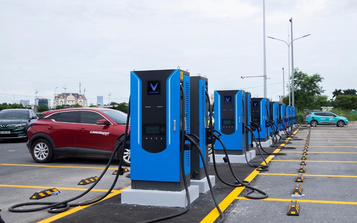 Chuyên gia: Siêu trạm sạc của V-Green sẽ nâng tầm trải nghiệm cho người dùng xe điện