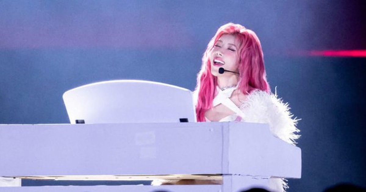 Mỹ nhân Việt khiến netizen Trung choáng váng: Lá ngọc cành vàng nhà ngoại giao, gia thế - tài năng tiểu thuyết cũng không dám viết