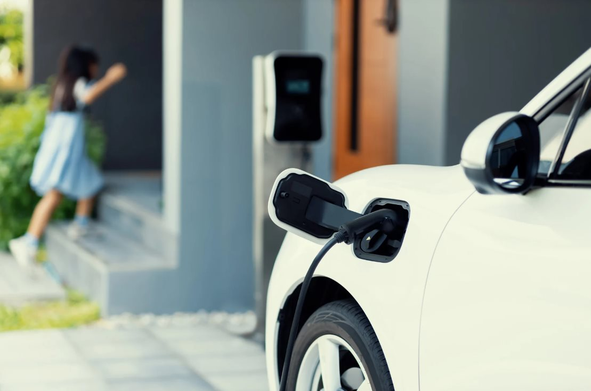 Hồi kết của kỷ nguyên "thuê" năng lượng: 1.700 tỷ USD sẽ đi đâu nếu thế giới ngừng dùng dầu?