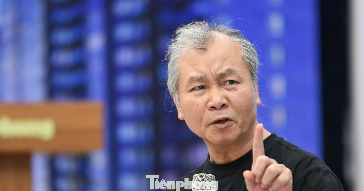 "Cần coi bất động sản bình đẳng như các ngành sản xuất kinh doanh"