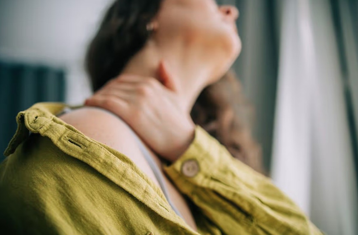 Đang bình thường bỗng đau kiểu này, cẩn thận ung thư gan "gõ cửa"