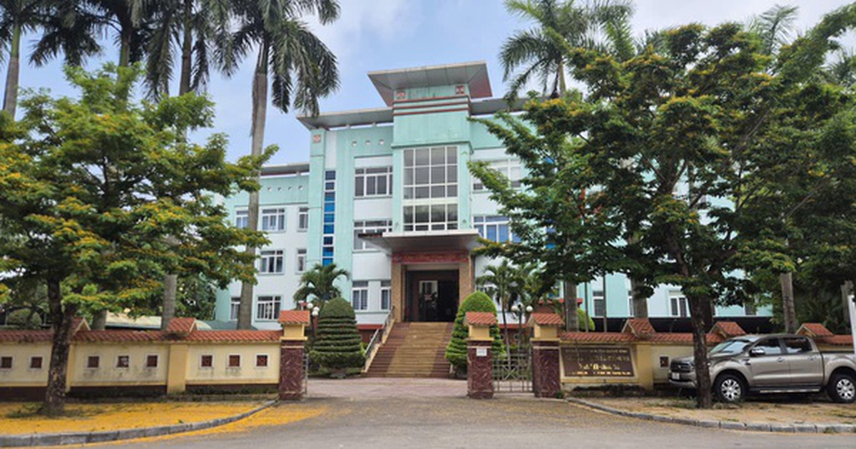 "Người lạ" có tên trong hồ sơ gói thầu 16,5 tỉ đồng ở Quảng Trị