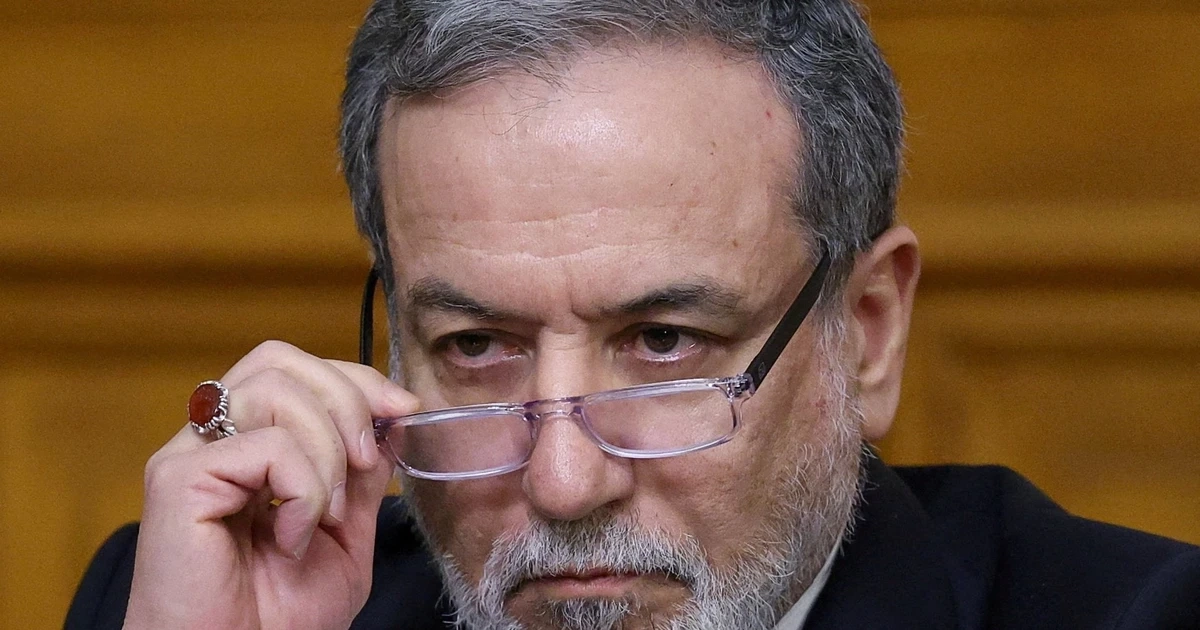 Iran "gỡ rào" eo biển Hormuz, "bật đèn xanh" cho nhiều quốc gia thân thiện