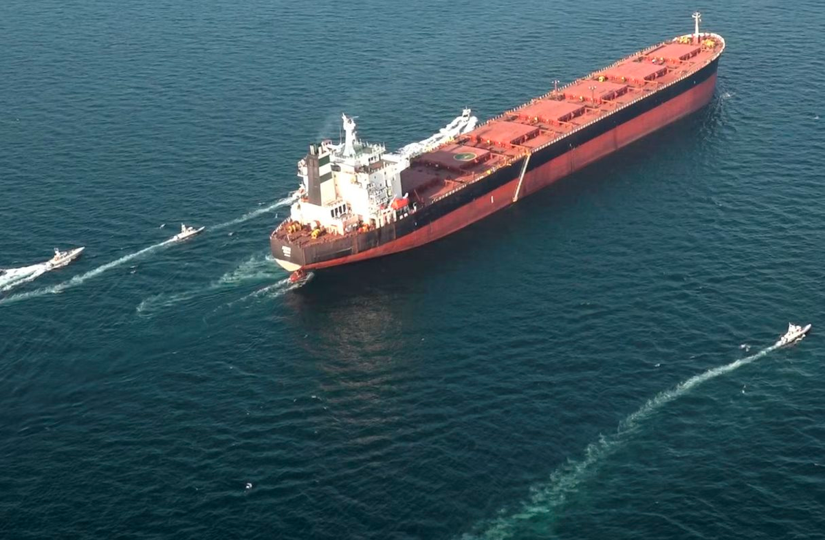 Iran vừa gửi "món quà" cho cả thế giới