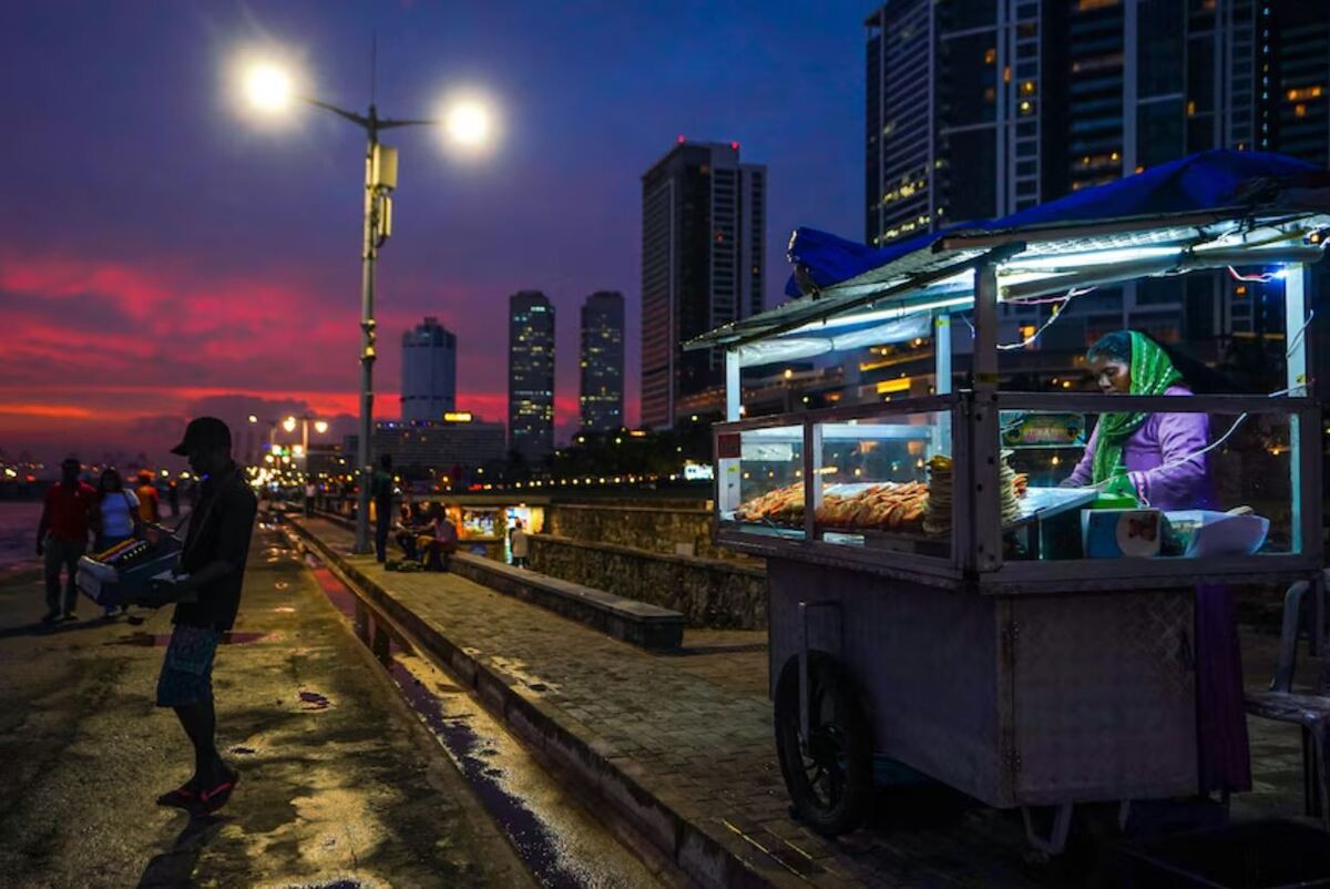 Thế giới xoay xở thế nào trước cú sốc năng lượng từ Trung Đông?