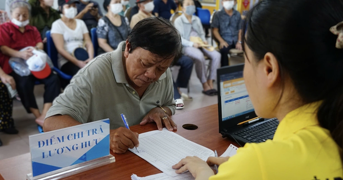 Lương hưu, trợ cấp tháng 4-2026 được chi trả từ ngày nào?