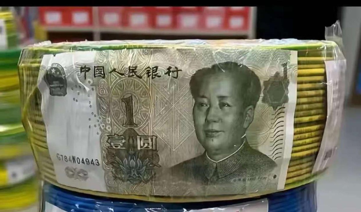 Trung Quốc: Mở cuộn dây cáp điện thấy tiền thật: "Chiêu độc" khiến giới làm hàng giả phải tránh xa
