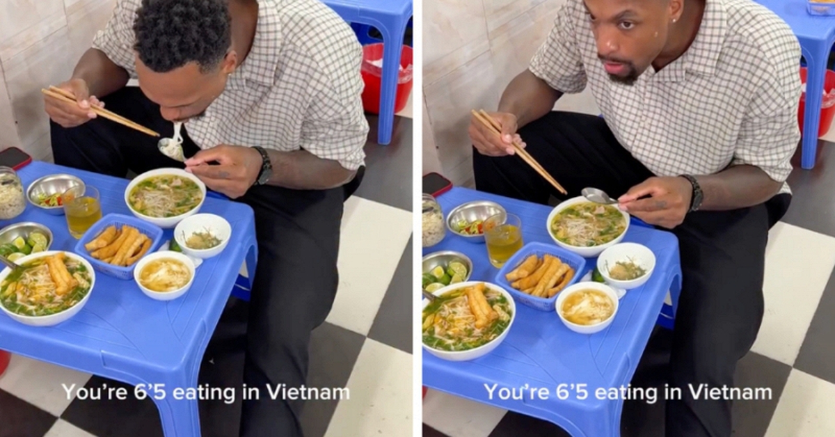 Khách Tây co cụm, khép nép để ăn phở Việt tại phố cổ Hà Nội