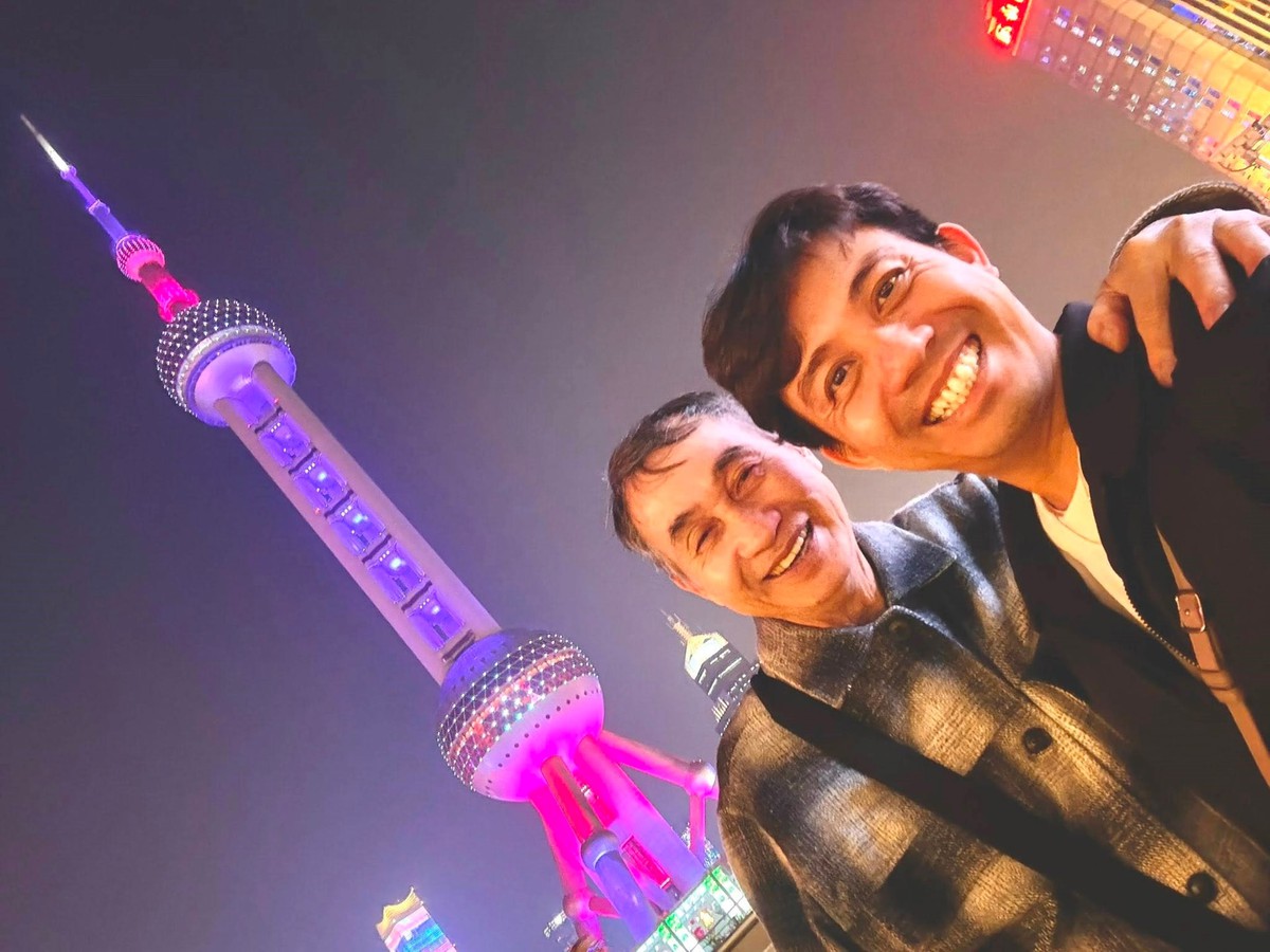 Mối quan hệ của cụ ông U80 sở hữu đế chế ngành nhựa và con trai