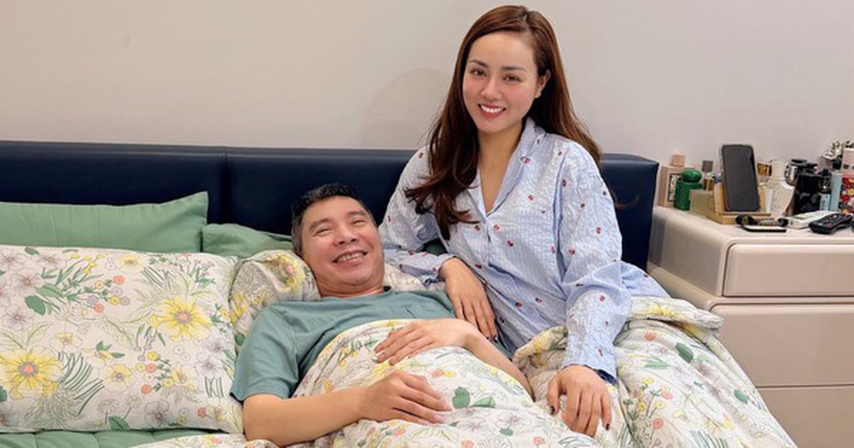Vợ NSND Công Lý trải lòng sau hơn 4 năm chồng mắc bệnh nặng: "Phải gồng mình để đứng vững"