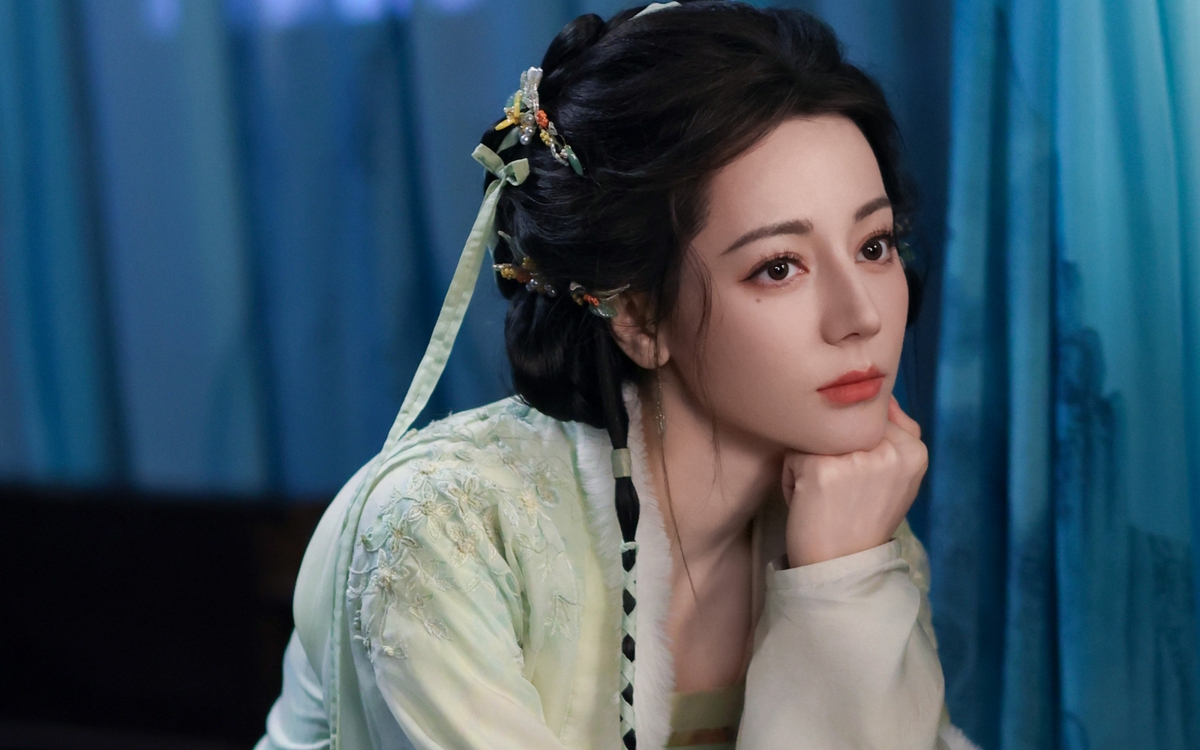 Phép màu cũng không cứu nổi Địch Lệ Nhiệt Ba