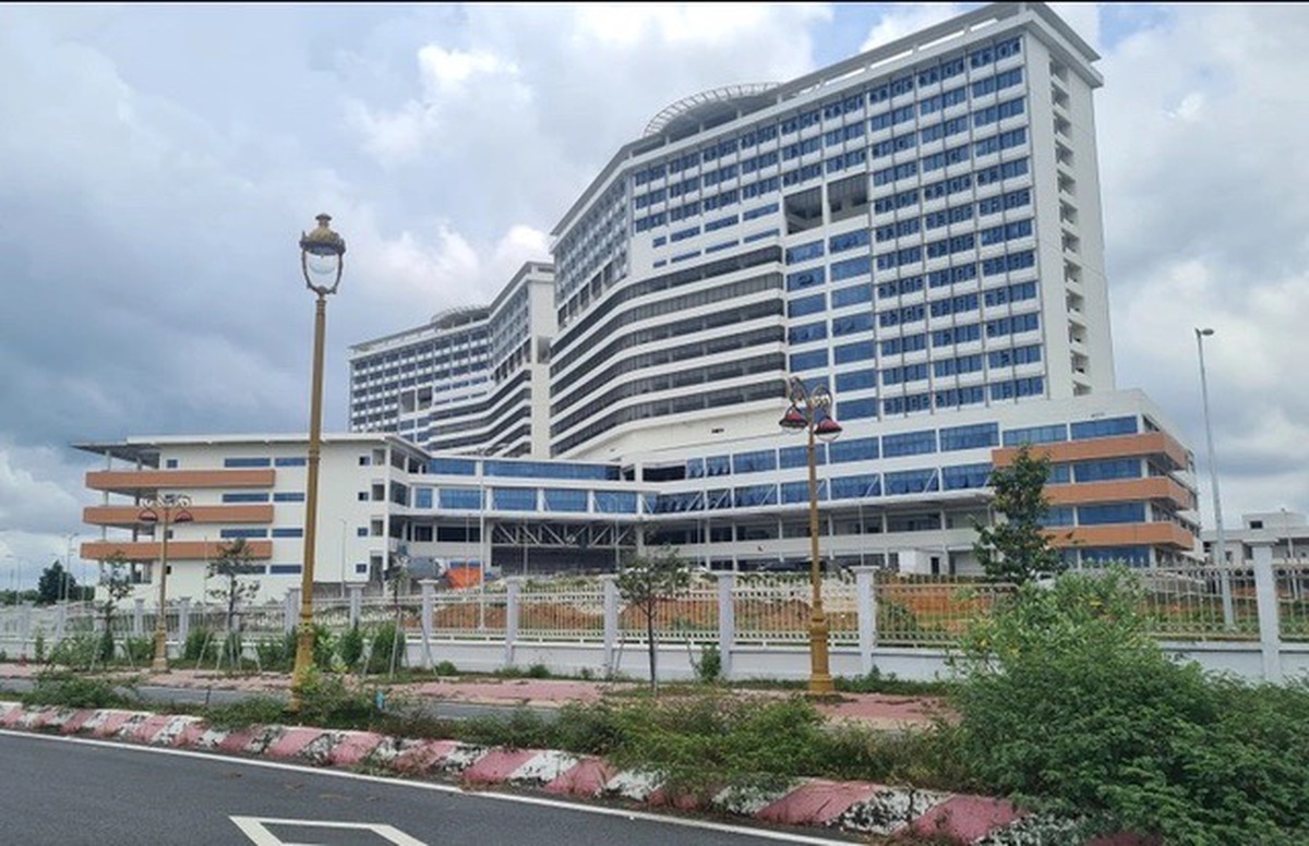 Nam thanh niên tử vong trong công trình bệnh viện ở TP.HCM: Gia đình kể diễn biến trước khi xảy ra chuyện