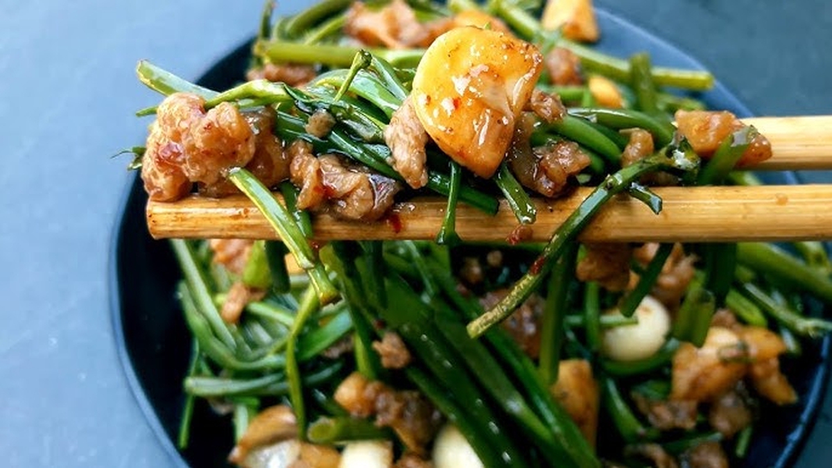 Việt Nam có loại rau quê giá cực rẻ nhưng ăn vào bổ gan, dưỡng tim, chống ung thư và tiểu đường