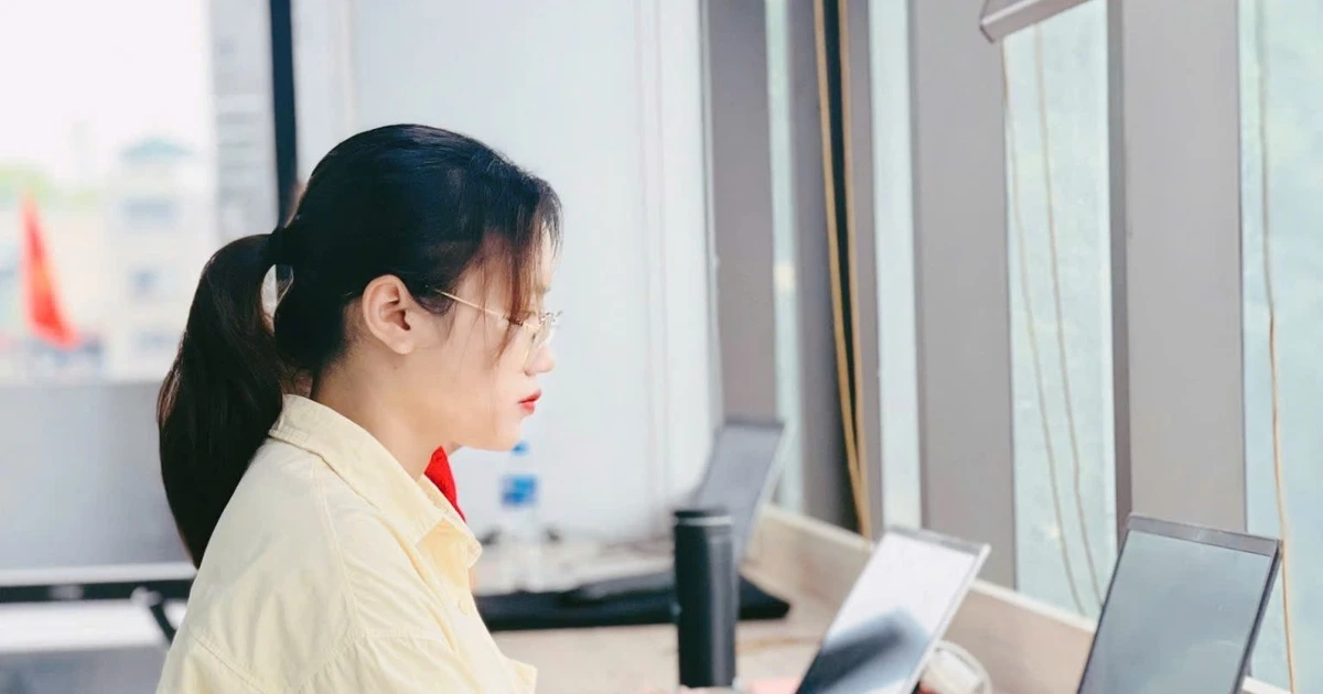 Người áp lực học tập, công việc vào diện giám sát tâm thần: Phòng bệnh hay nguy cơ gắn nhãn tâm lý?