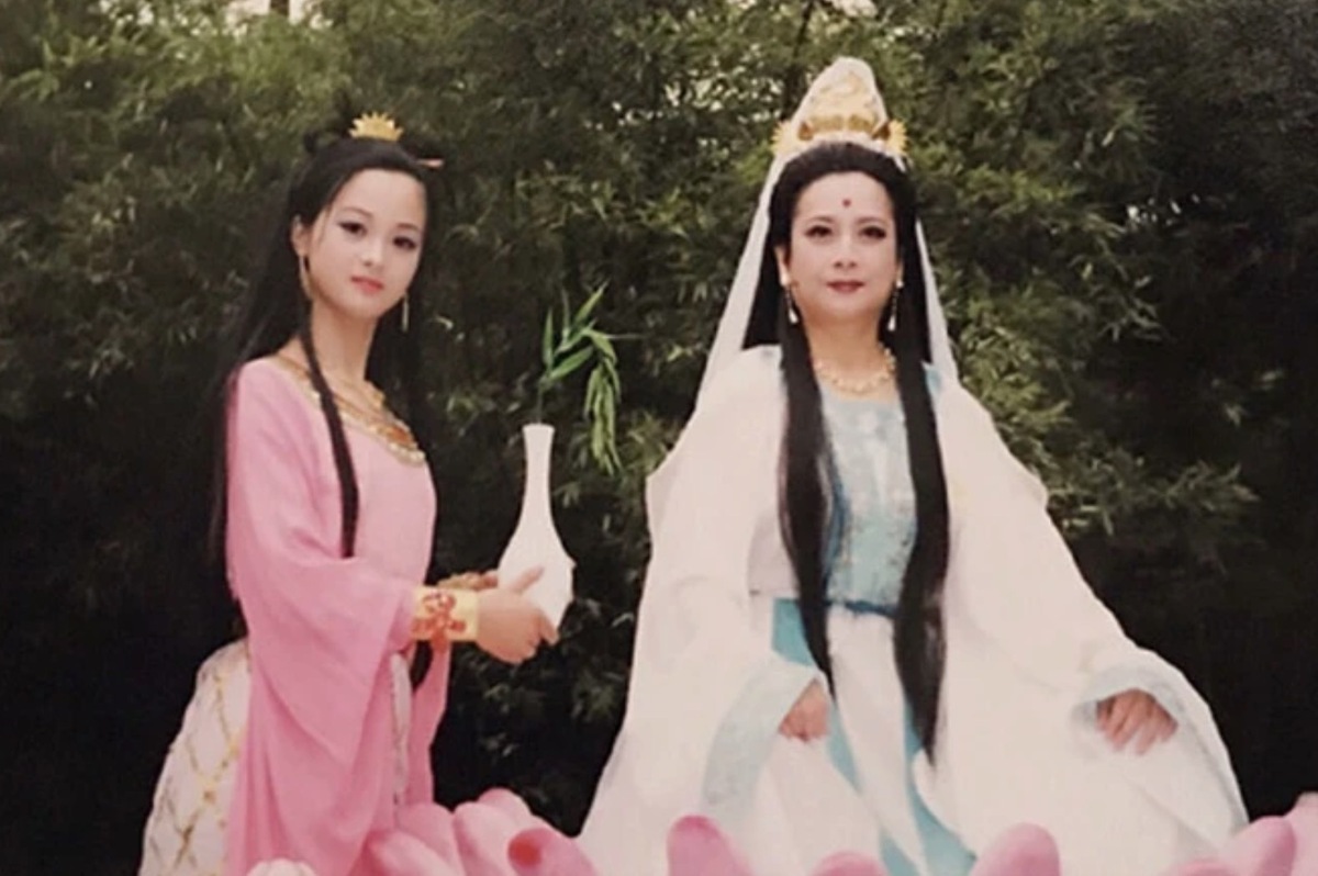 Tiên nữ đứng cạnh Bồ Tát phim "Tây du ký": Sự nghiệp lừng lẫy, U50 vẫn trẻ đẹp