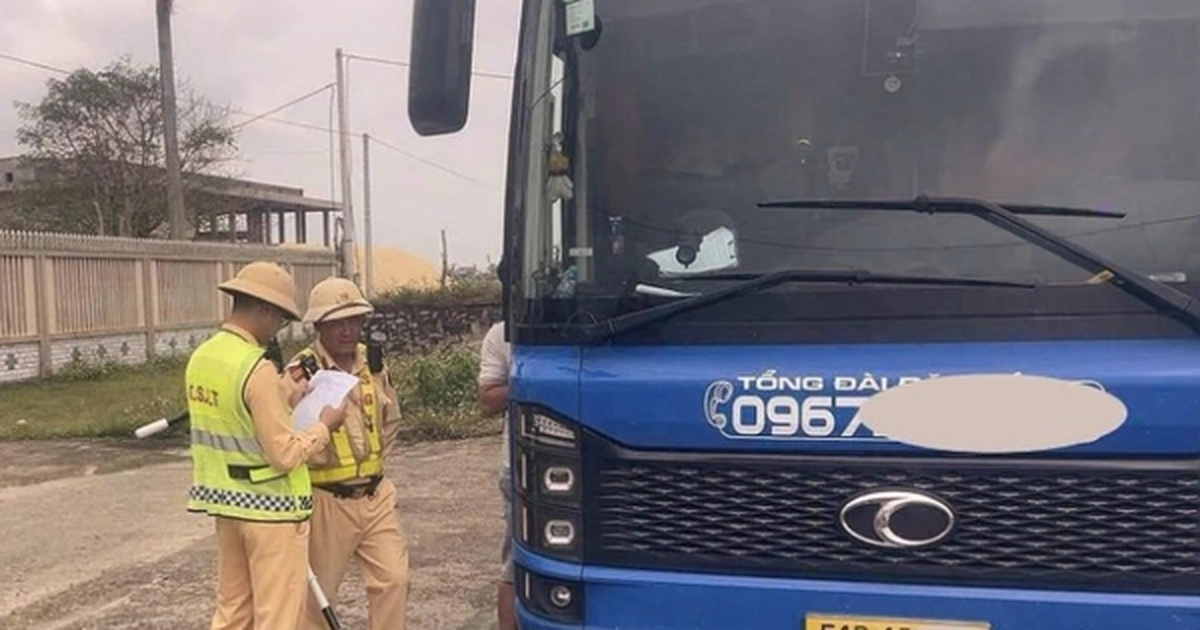 Bị người dân "tố" qua Zalo đến Cục trưởng CSGT: Xe khách bị phạt 150 triệu đồng