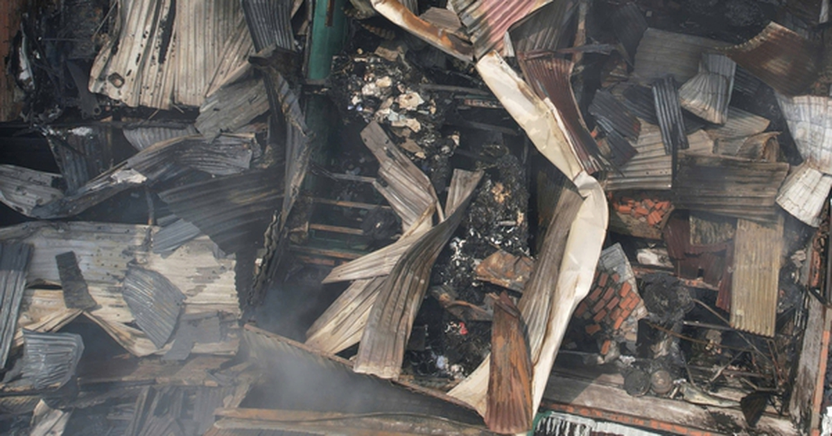 Vụ cháy lớn ở TPHCM: 5 căn nhà bị ảnh hưởng