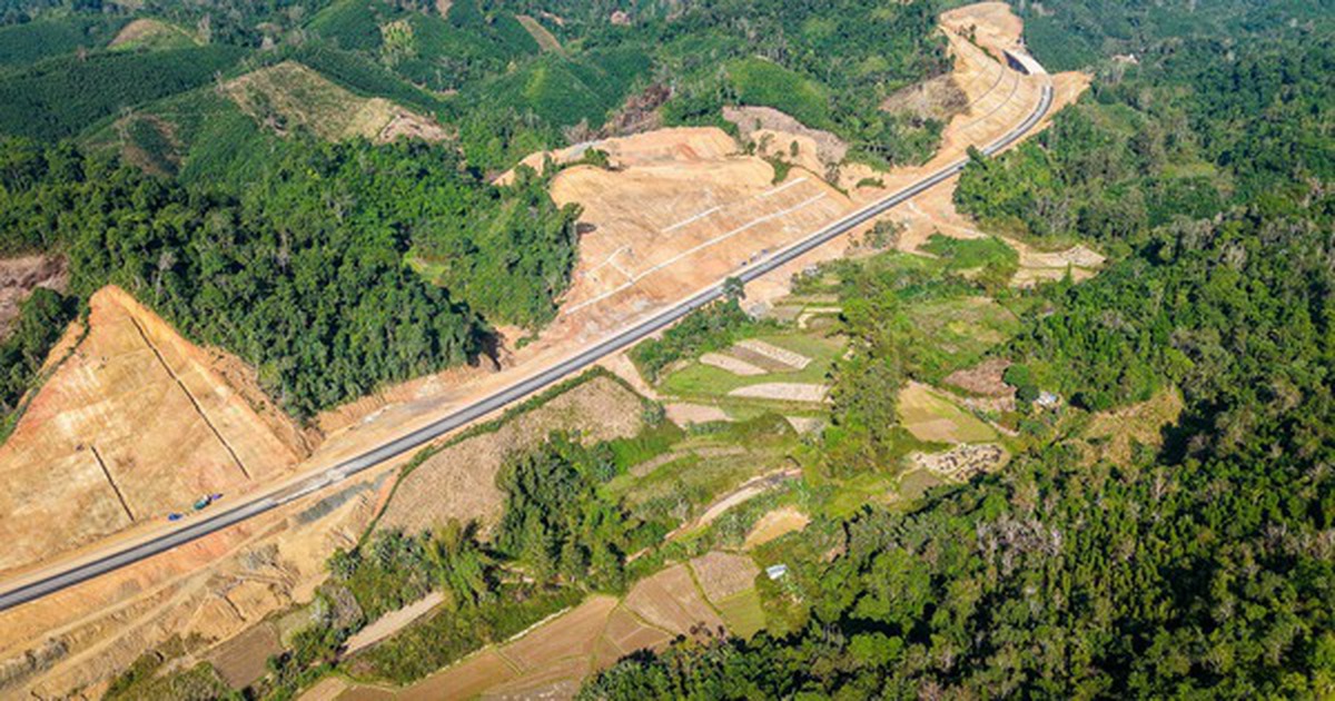 Huy động quân đội hỗ trợ dự án giao thông thách thức bậc nhất cả nước do liên danh Đèo Cả thi công