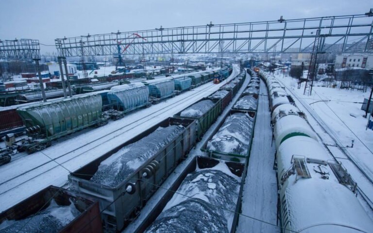 Căng thẳng Trung Đông: Lộ diện mặt hàng quan trọng tiếp theo tăng giá mạnh sau dầu thô và khí đốt