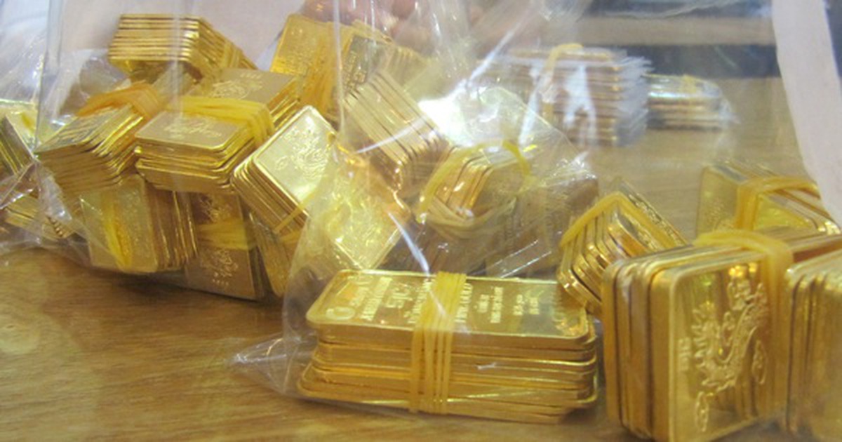 Giá vàng tăng mạnh, nhiều người tiếc nuối vì mấ...