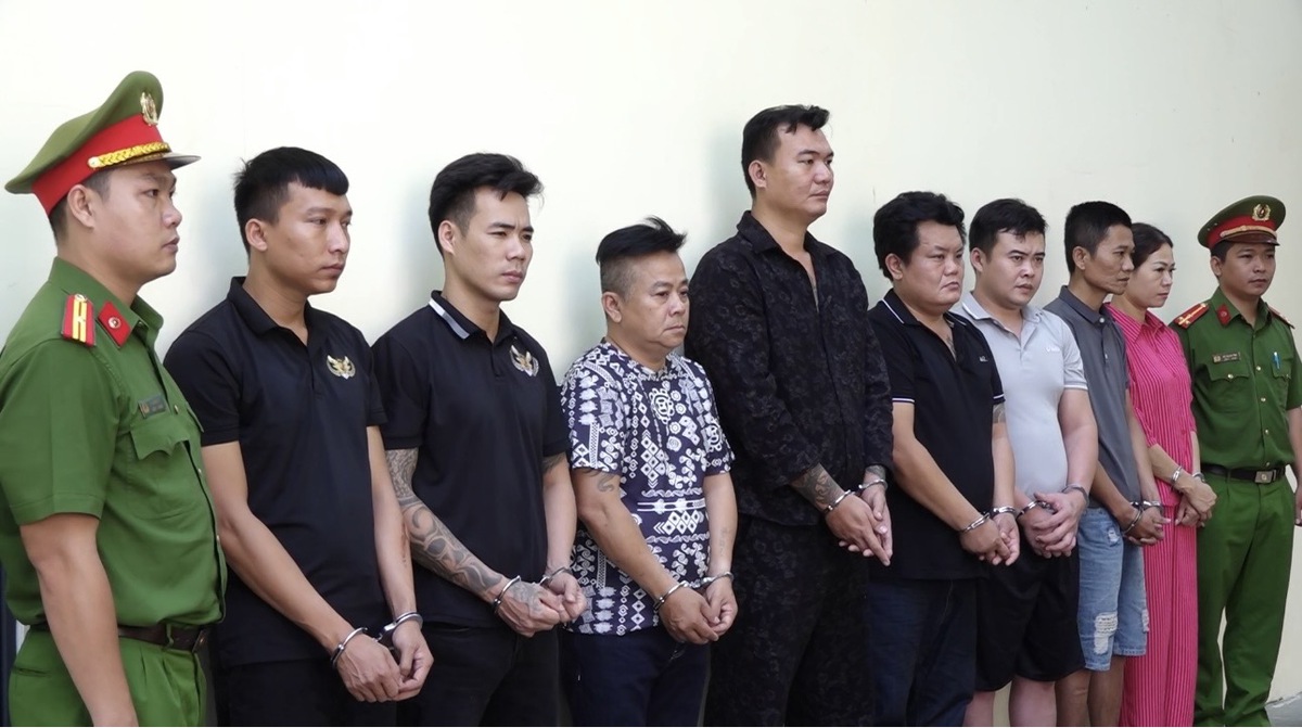 Bắt vợ chồng Giám đốc Hồ Minh Đạt và Nguyễn Thị Giang