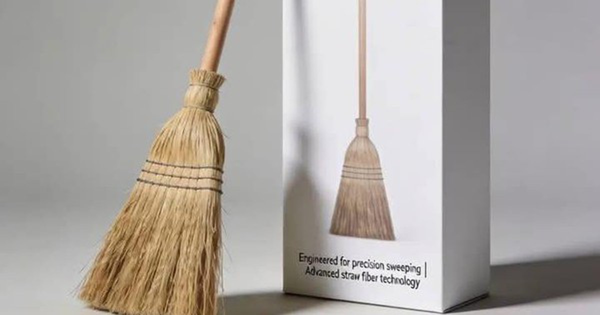 Dyson bán chổi rơm 18 triệu thật đấy à? Giá sốc vậy mà dân tình đua nhau tìm mua