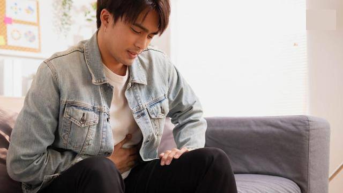 Nam thanh niên 23 tuổi bị u tuyến đại tràng! Bác sĩ chỉ đích danh "3 loại thịt" là chất gây ung thư cấp độ 1: Hãy ăn ít thôi