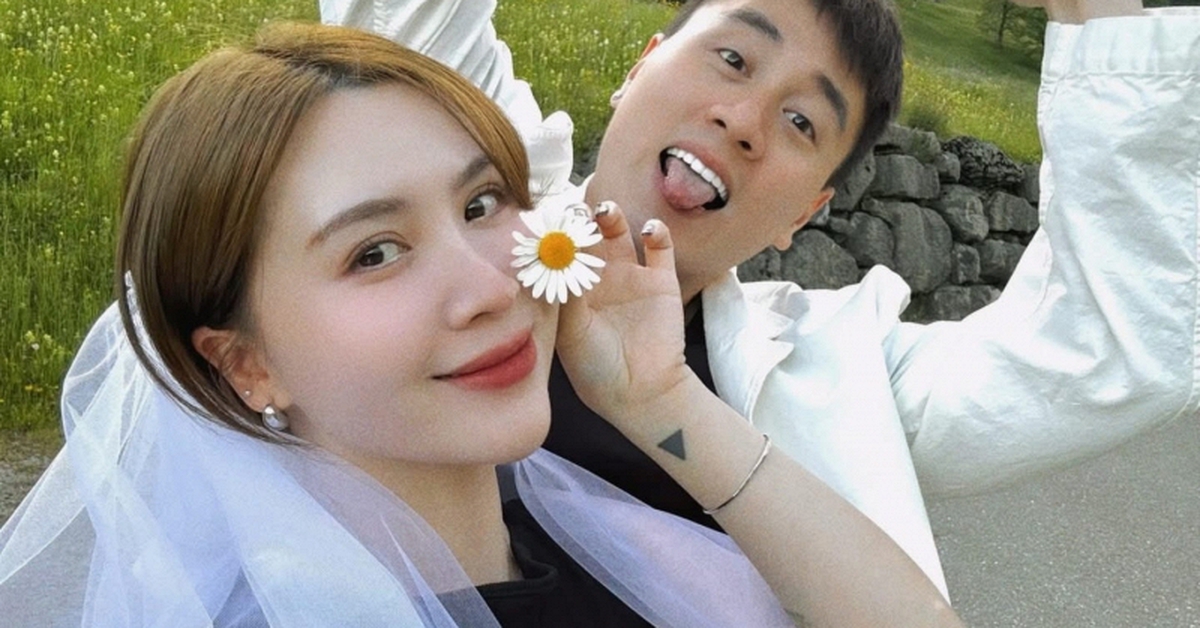 Kiên Hoàng "gia đình Cam Cam" tậu Mercedes, rồi đến Porsche từ trước 2022, bộ YouTuber "kiếm tiền ác" vậy hả? Chính chủ lên tiếng