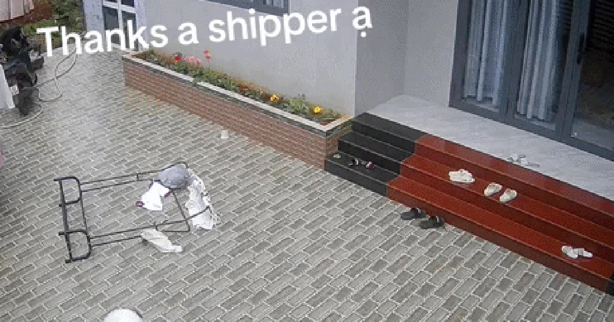 Giao hàng nhưng khách không có ở nhà, nam shipper bị chủ nhà cắt camera an ninh ra đăng khắp nơi