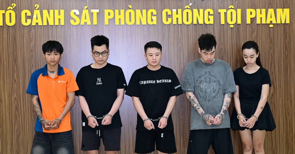 Bắt Ngô Thị Hoàng Ngân sinh năm 1999 cùng 5 nam thanh niên