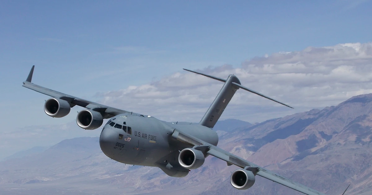 Máy bay vận tải ồ ạt hướng tới Trung Đông, Mỹ đang suy tính gì?