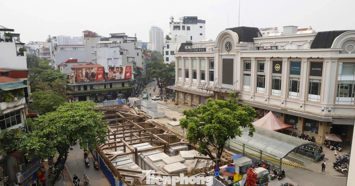 Tận thấy "đại công trường" thi công chống ngập trên phố Hà Nội