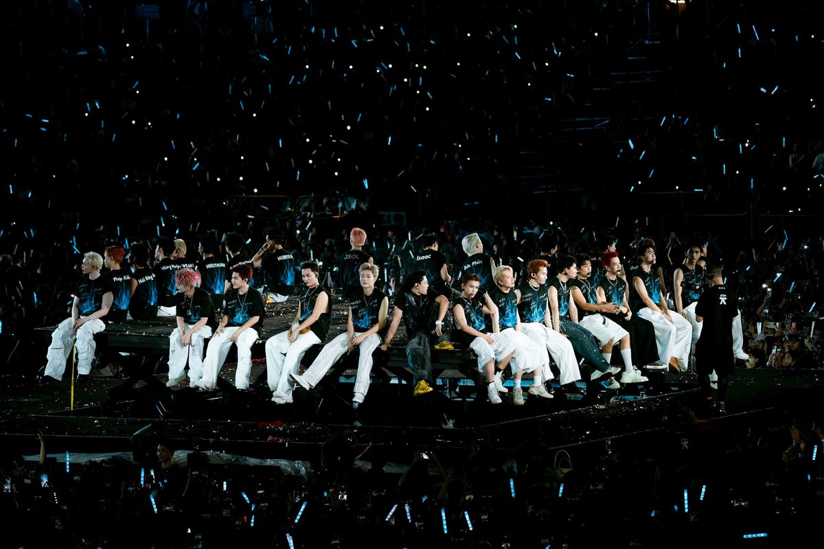 Anh Trai Say Hi: Sau khi sang Las Vegas là... lên sàn