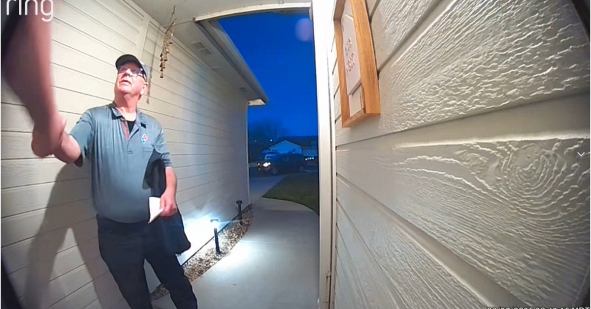 Shipper được khách "bo" hơn 3 tỷ đồng nhờ xử lý đơn hàng có tâm dù đã 21h41, gọi mãi mà khách không nhấc máy