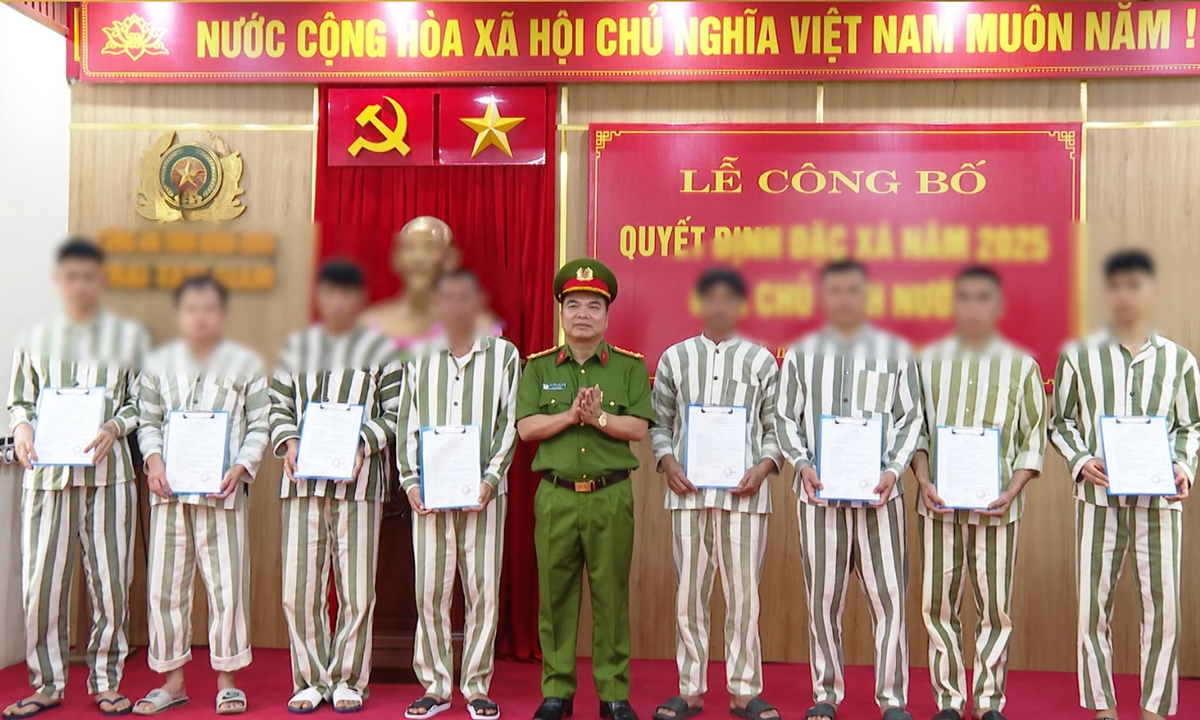 Tổ chức tha người được đặc xá vào ngày 1/6