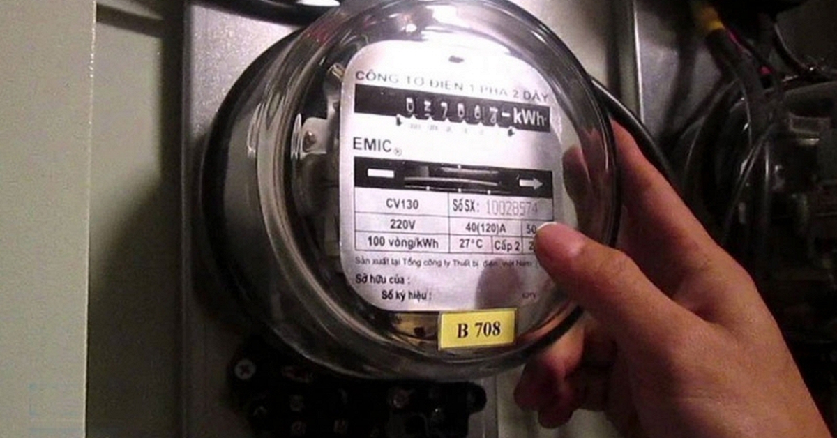 Bật điều hòa 1 đêm hết bao nhiêu tiền điện? EVN có câu trả lời