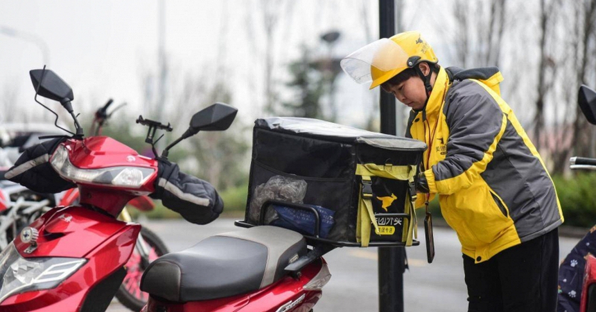 Khách đặt hàng online 3 tháng vẫn chưa được giao, chủ shop chủ động hoàn trả 3,8 triệu đồng nhưng tòa án khẳng định: “Phải bồi thường gấp 3”