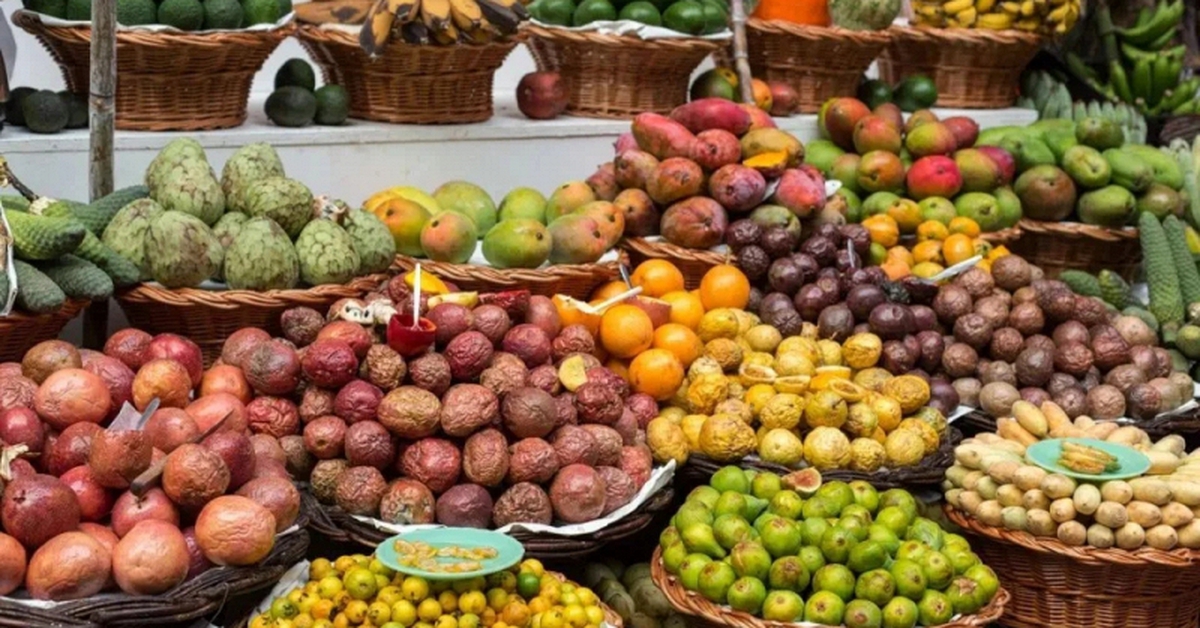 Đi chợ mua trái cây, nên chọn quả to hay quả nhỏ? Nhiều người chọn sai