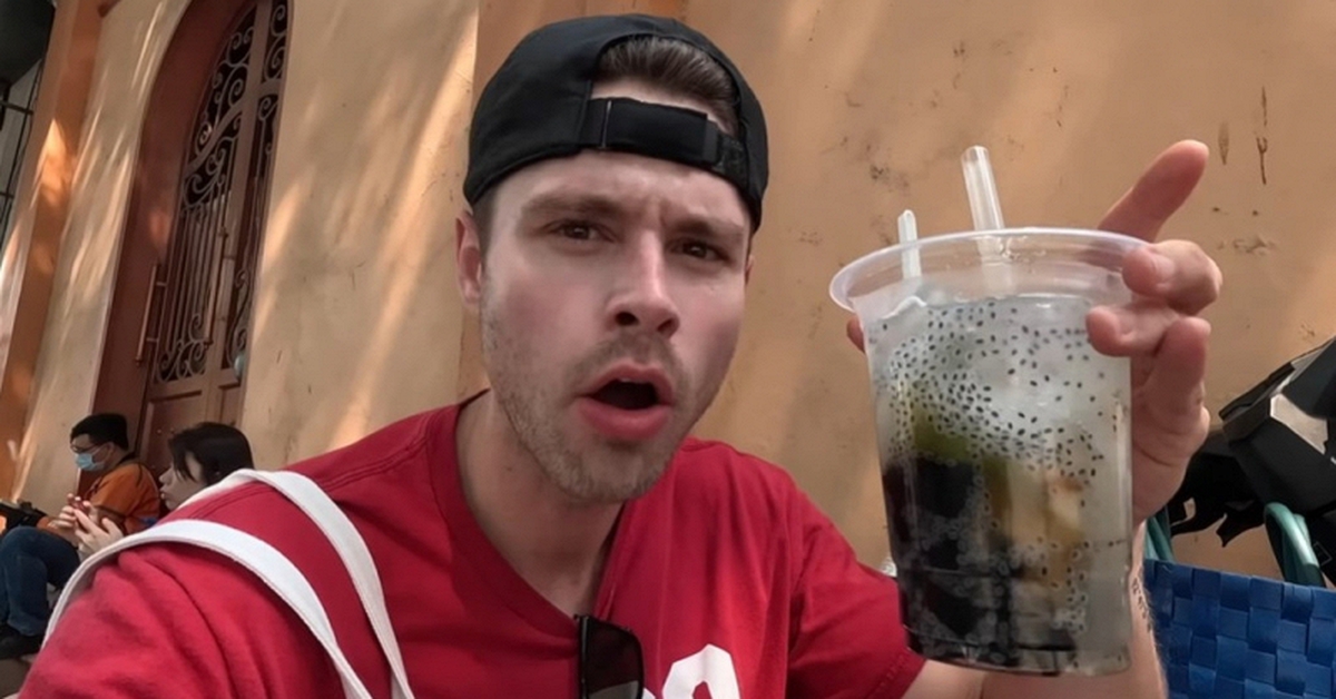 Chỉ lệch một âm tiết tiếng Việt, anh Tây khiến cả quán giải khát bối rối vì món không có trong thực đơn