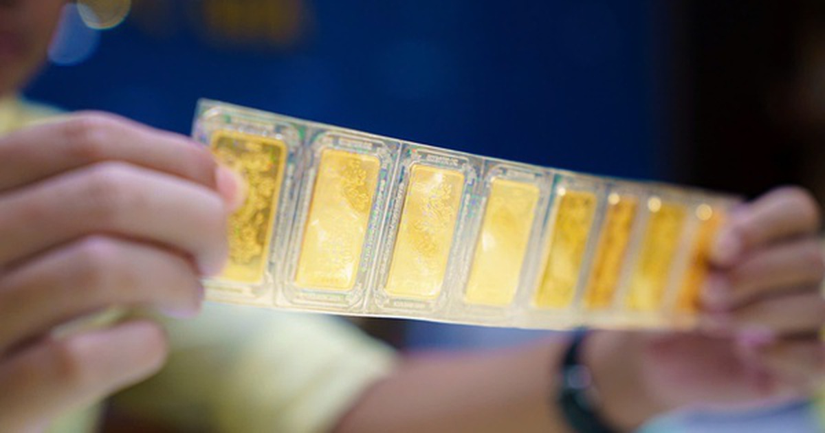 Nếu 11 đơn vị được cấp phép nhập khẩu, sản xuất vàng miếng, giá vàng trong nước có giảm mạnh?